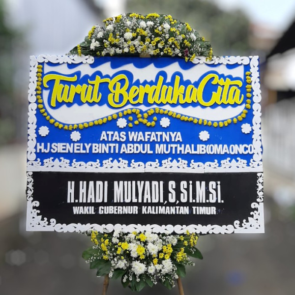 Karangan Bunga Duka Cita kalampangan